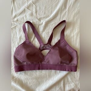 Lululemon Awake to Lace Bra
Plumful / Smoky Blush good condition